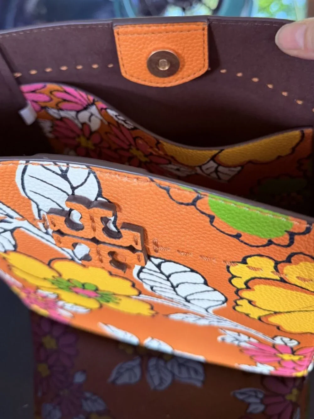 Authentic Tory Burch McGraw Printed Hobo Bag in Rust Wallpaper Floral, Like New